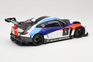 BMW M4 G82 GT3 Presentation 2021 Minichamps 1:18 80435A5D002 Kov – obrázek 3 z 8