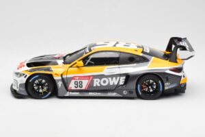 BMW M4 G82 GT3 Rowe Racing #98 ADAC 24 Hours Nürburgring 2022 Minichamps 1:18 113222098 Kov – obrázek 4 z 8