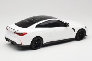 BMW M4 G82 Bílý Minichamps 1:18 155020122 Kov – obrázek 2 z 6