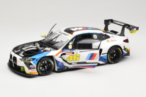 BMW M4 GT3 #46 V. Rossi / A. Farfus / M. Martin Team WRT 12 Hours of Bathurst 2023 Minichamps 1:18 113232146 Kov – obrázek 2 z 8