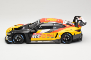BMW M4 GT3 #72 D. Harper / M. Hesse / N. Verhagen BMW Junior Team 24 Hours of Nurburgring 2023 Minichamps 1:18 113232072 Kov – obrázek 4 z 8