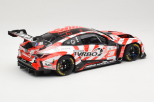 BMW M4 GT3 LMGT3 #31 D. Leung / S. Gelael / A. Farfus Team WRT 2nd Place 24 Hours of Le Mans 2024 Minichamps 1:18 113242431 K – obrázek 3 z 8