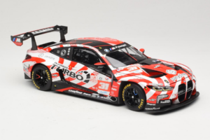 BMW M4 GT3 LMGT3 #31 D. Leung / S. Gelael / A. Farfus Team WRT 2nd Place 24 Hours of Le Mans 2024 Minichamps 1:18 113242431 K – obrázek 6 z 8