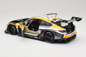 BMW M4 GT3 #98 M. Wittmann / S. van der Linde Rowe Racing ADAC 24h Nurburgring 2023 Minichamps 1:18 113232098 Kov – obrázek 5 z 8