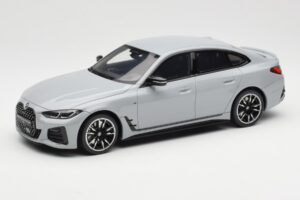 BMW M440i G26 Gran Coupe Brooklyn Šedá Metalíza Otto 1:18 OT454 Pryskyřice