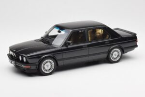 BMW M5 E28 Diamond Černý Otto 1:18 OT184 Pryskyřice