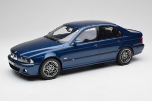 BMW M5 E39 Avus Modrý Otto 1:12 G073 Pryskyřice