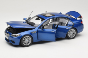 BMW M5 F10 Monte Carlo Blue Paragon 1:18 80432186352 Kov – obrázek 2 z 8
