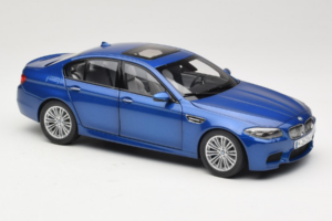 BMW M5 F10 Monte Carlo Blue Paragon 1:18 80432186352 Kov – obrázek 6 z 8