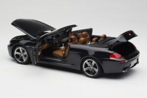 BMW M6 E64 Kabriolet Sapphire Black Kyosho 1:18 80430417424 Kov – obrázek 6 z 9