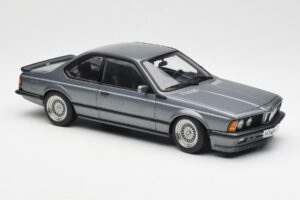 BMW M635 CSi E24 Shadow Line Delphin Metallic AUTOart 1:18 70529 Kov – obrázek 6 z 8