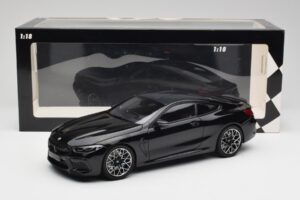 BMW M8 F92 Safírová Černá Minichamps 1:18 110029021 Kov – obrázek 8 z 8