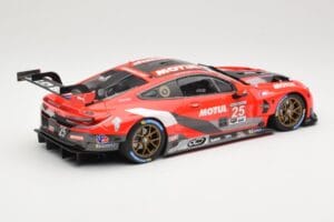 BMW M8 GTE RLL Racing #25 C. De Phillippi / B. Spengler Class Winners IMSA GP Road Atlanta 2020 Minichamps 1:18 155202995 Kov – obrázek 2 z 6