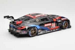 BMW M8 GTE RLL Racing #24 J. Edwards / J. Krohn IMSA GP Road Atlanta 2020 Minichamps 1:18 155202994 Kov – obrázek 2 z 6