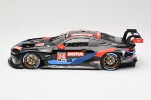BMW M8 GTE RLL Racing #24 J. Edwards / J. Krohn IMSA GP Road Atlanta 2020 Minichamps 1:18 155202994 Kov – obrázek 3 z 6