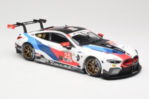 BMW M8 GTE Team RLL #25 C. De Phillippi / A. Farfus Class Winners 24 Hours of Daytona 2019 Minichamps 1:18 155192925 Kov – obrázek 4 z 6