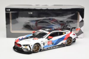 BMW M8 GTE Team RLL #25 C. De Phillippi / A. Farfus Class Winners 24 Hours of Daytona 2019 Minichamps 1:18 155192925 Kov – obrázek 6 z 6
