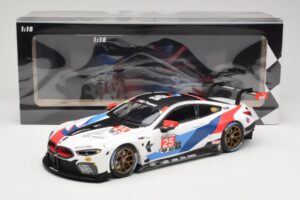 BMW M8 GTE Team RLL C. De Phillippi / B. Auberlen 2nd in Class 12 Hours of Sebring 2018 Minichamps 1:18 155182925 Kov – obrázek 6 z 6