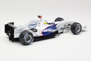 BMW Sauber F1.06 #16 N. Heidfeld Launch Version 2006 Minichamps 1:18 80430413183 Kov – obrázek 2 z 6