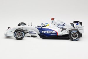 BMW Sauber F1.06 #16 N. Heidfeld Launch Version 2006 Minichamps 1:18 80430413183 Kov – obrázek 3 z 6