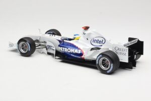 BMW Sauber F1.06 #16 N. Heidfeld Launch Version 2006 Minichamps 1:18 80430413183 Kov – obrázek 5 z 6