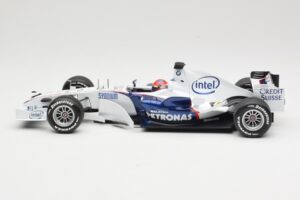BMW Sauber F1.07 #10 R. Kubica Launch Version 2007 Minichamps 1:18 80430426995 Kov – obrázek 3 z 7