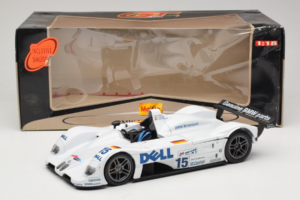 BMW V12 LMR #15 Y. Dalmas / J. Winkelhock / P. Martini 24 Hours of Le Mans Winner 1999 Maisto 1:18 56062 Kov – obrázek 8 z 8
