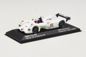 BMW V12 LMR #42 T. Kristensen / J.J. Lehto / J. Muller 24 Hours of Le Mans 1999 Minichamps 1:43 80429418137 Kov – obrázek 2 z 5