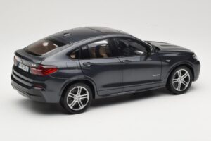BMW X4 F26 Sophisto Grey Paragon 1:18 80432352461 Kov – obrázek 3 z 8