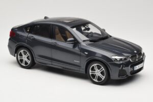 BMW X4 F26 Sophisto Grey Paragon 1:18 80432352461 Kov – obrázek 6 z 8
