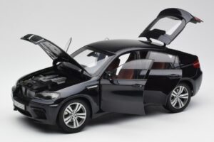 BMW X6 M F86 Černý Kyosho 1:18 80432157613 Kov – obrázek 2 z 8