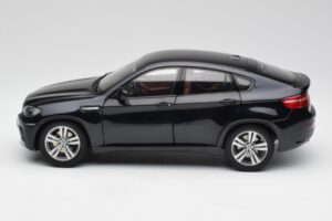 BMW X6 M F86 Černý Kyosho 1:18 80432157613 Kov – obrázek 4 z 8