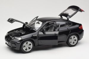 BMW X6 M E71 Černý Bburago 1:18 18-12081 Kov – obrázek 2 z 8