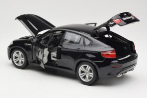 BMW X6 M E71 Černý Bburago 1:18 18-12081 Kov – obrázek 5 z 8