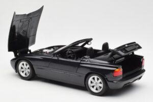 BMW Z1 Černý Metalický Minichamps 1:18 180020100 Kov – obrázek 5 z 8