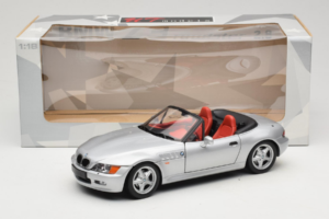 BMW Z3 Kabriolet Stříbrný UT Models 1:18 20402 Kov – obrázek 8 z 8