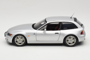 BMW Z3 Coupe 2.8 Stříbrný UT Models 1:18 20421 Kov – obrázek 4 z 8