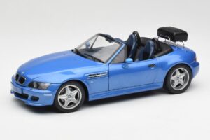 BMW Z3 M Roadster S Nosičem Zavazadel Modrý Metalický UT Models 1:18 20416 Kov
