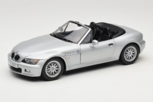 BMW Z3 Roadster 1.8 Stříbrný Dealerská Edice UT Models 1:18 80439411712 Kov