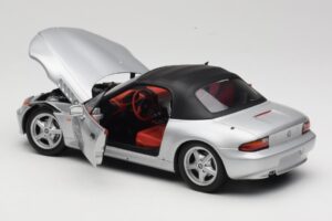 BMW Z3 Roadster 1.8 Stříbrný UT Models 1:18 20404 Kov – obrázek 5 z 8