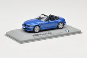 BMW Z3 Roadster 2.8 Modrý Minichamps 1:43 BMW003 Kov – obrázek 2 z 4