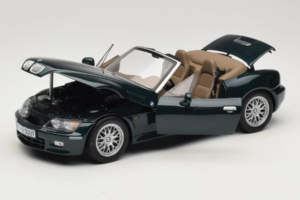 BMW Z3 Roadster 2.8 Tmavě Zelený Dealerská Edice UT Models 1:18 80439411713 Kov – obrázek 2 z 8