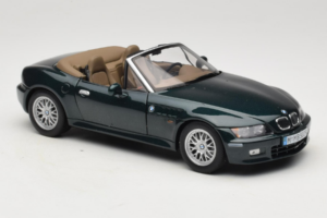 BMW Z3 Roadster 2.8 Tmavě Zelený Dealerská Edice UT Models 1:18 80439411713 Kov – obrázek 6 z 8