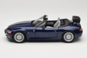 BMW Z3 Roadster Modrý Dealerská Edice UT Models 1:18 80439422186 Kov – obrázek 4 z 8