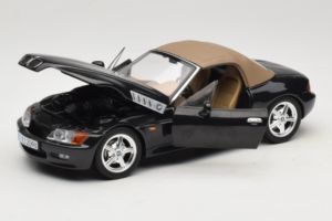 BMW Z3 Roadster Zelený Dealerská Edice UT Models 1:18 80439411711 Kov – obrázek 2 z 8