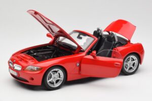 BMW Z4 E85 Roadster Červený Bburago 1:18 34046 Kov – obrázek 2 z 8