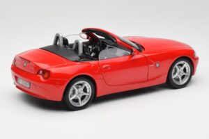 BMW Z4 E85 Roadster Červený Bburago 1:18 34046 Kov – obrázek 3 z 8