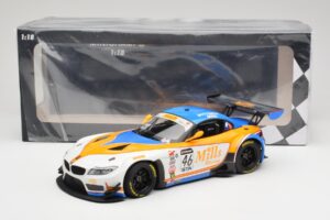 BMW Z4 E89 GT3 #46 Mills Racing M. Wittmer / A. Mills Pirelli World Challenge Sprint X-Series 2016 Minichamps 1:18 151162346  – obrázek 6 z 6