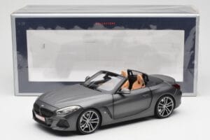BMW Z4 G29 Šedý Metallic Norev 1:18 183270 Kov – obrázek 8 z 8