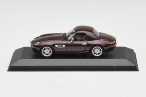 BMW Z8 Hnědý Hardtop Minichamps 1:43 BMW019 Kov